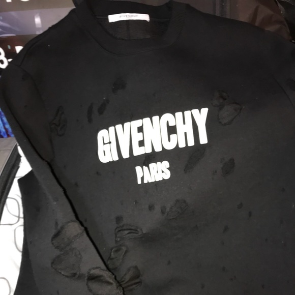 Men’s Distressed Givenchy Sweatshirt - Picture 3 of 6